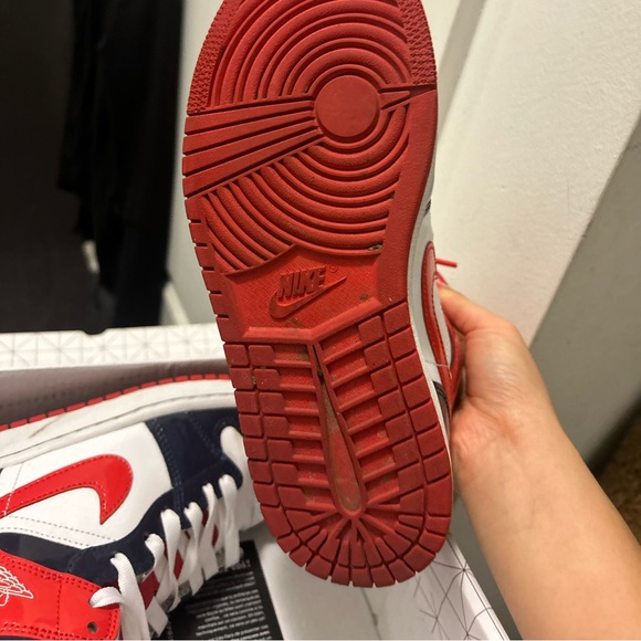 Aj1 authentic women - Picture 2 of 5